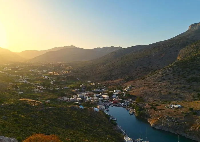 بيت للعطل Gaia Estate